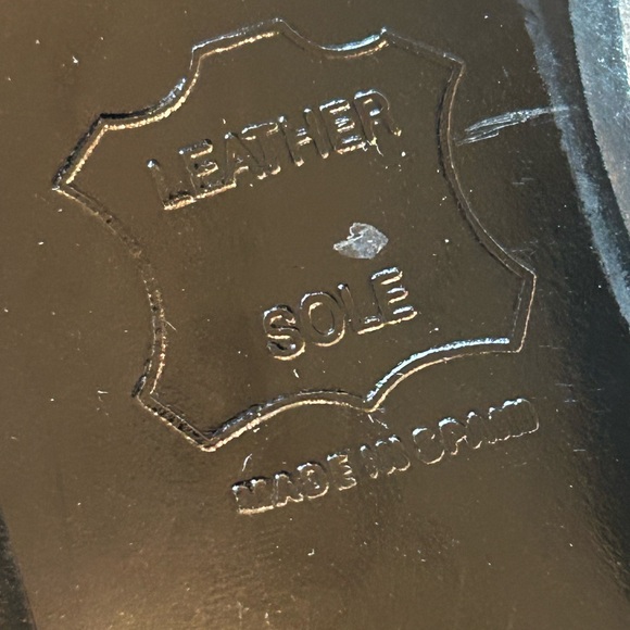 Stuart Weitzman Navy Beaded Slingback Heels~Size 7 - Picture 3 of 11